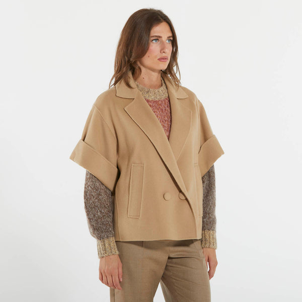 Max Mara cappotto corto in lana beige